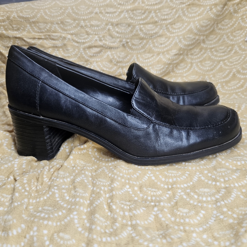 Y2K 90s Croft & Barrow Chantal Black Leather Block Heel Loafers size 6.5M Pumps